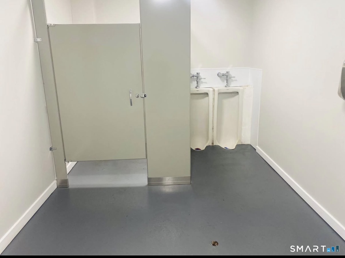 257 Roosevelt Drive Derby CT 06418