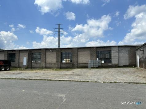 257 Roosevelt Drive Derby CT 06418
