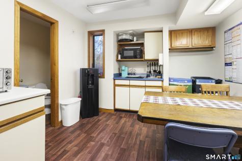 7 Kennedy Drive Putnam CT 06260
