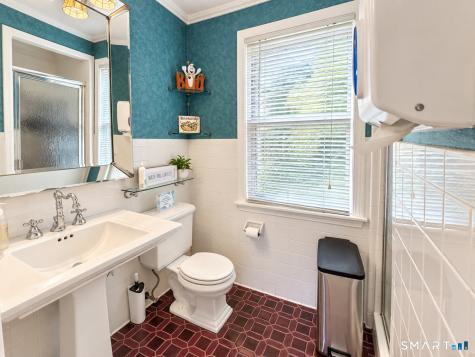 10 Dale Street West Hartford CT 06107