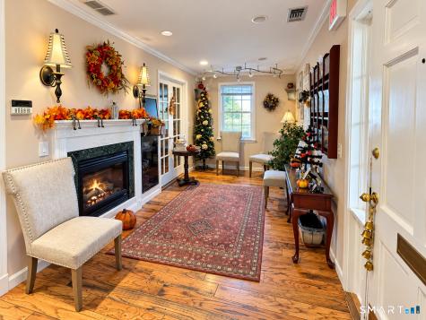 10 Dale Street West Hartford CT 06107