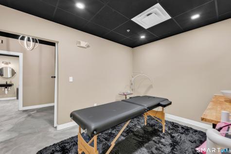 777 Echo Lake Road Watertown CT 06795