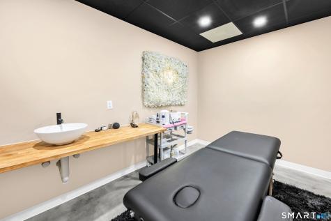 777 Echo Lake Road Watertown CT 06795