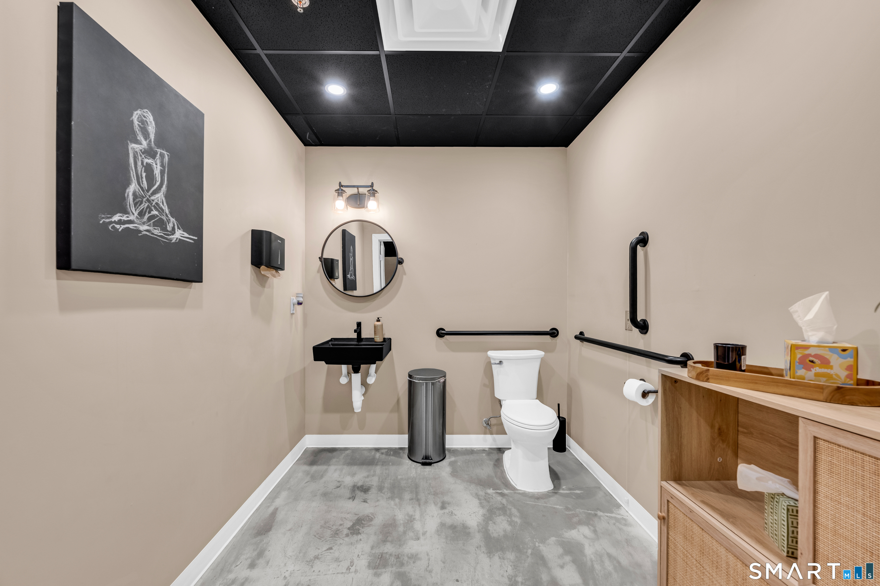 777 Echo Lake Road Watertown CT 06795