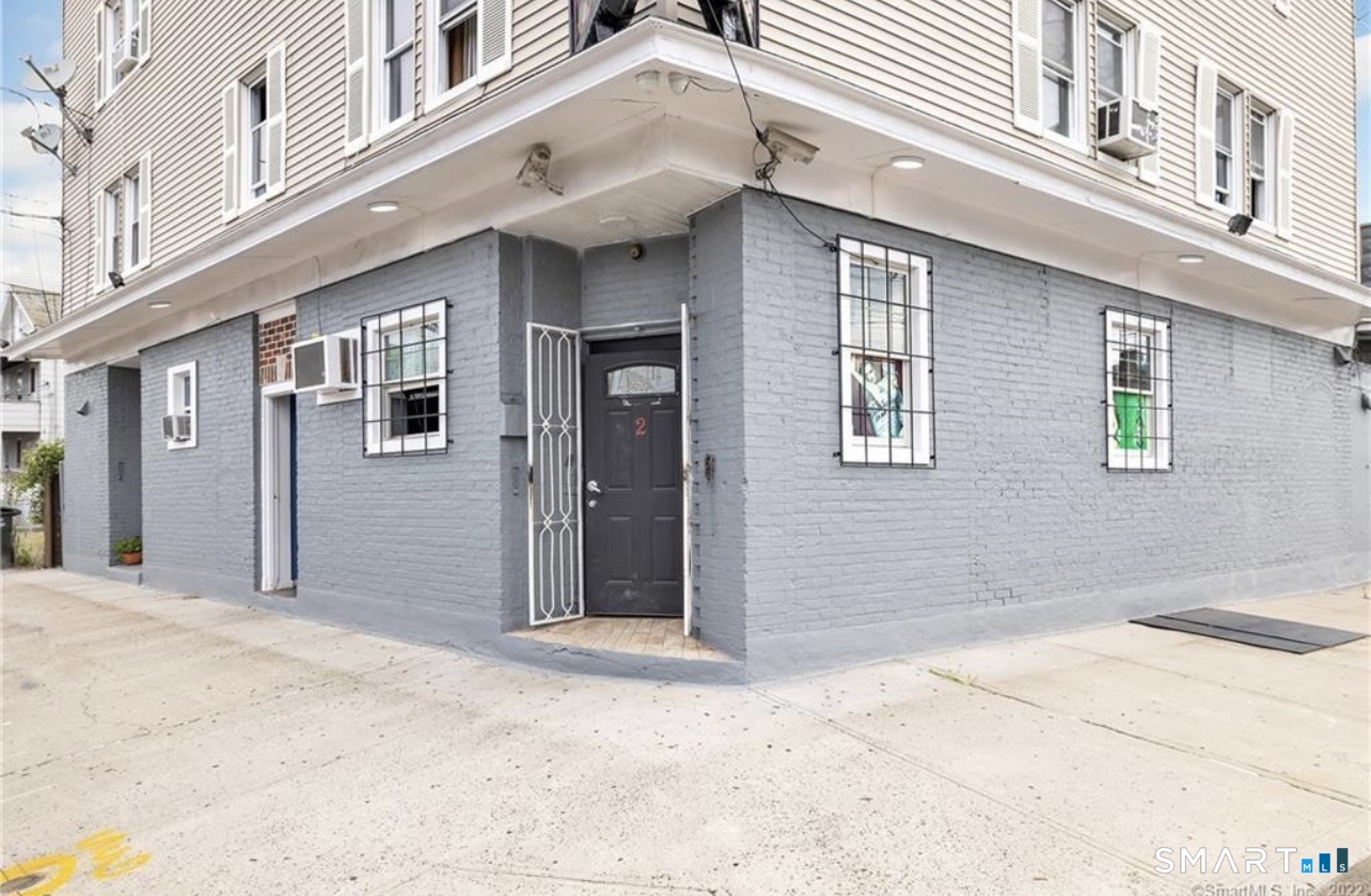 2 West Avenue Bridgeport CT 06604