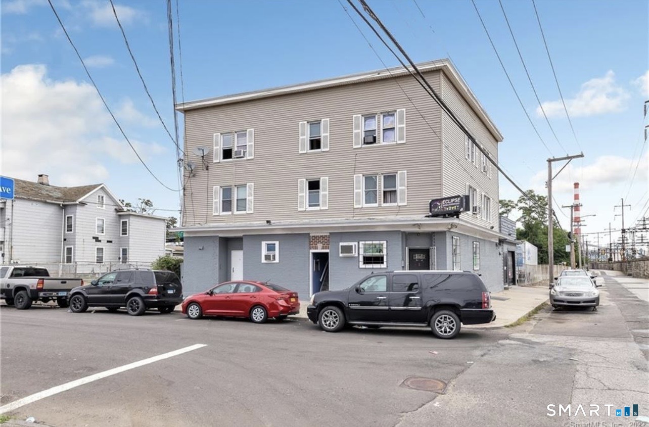 2 West Avenue Bridgeport CT 06604