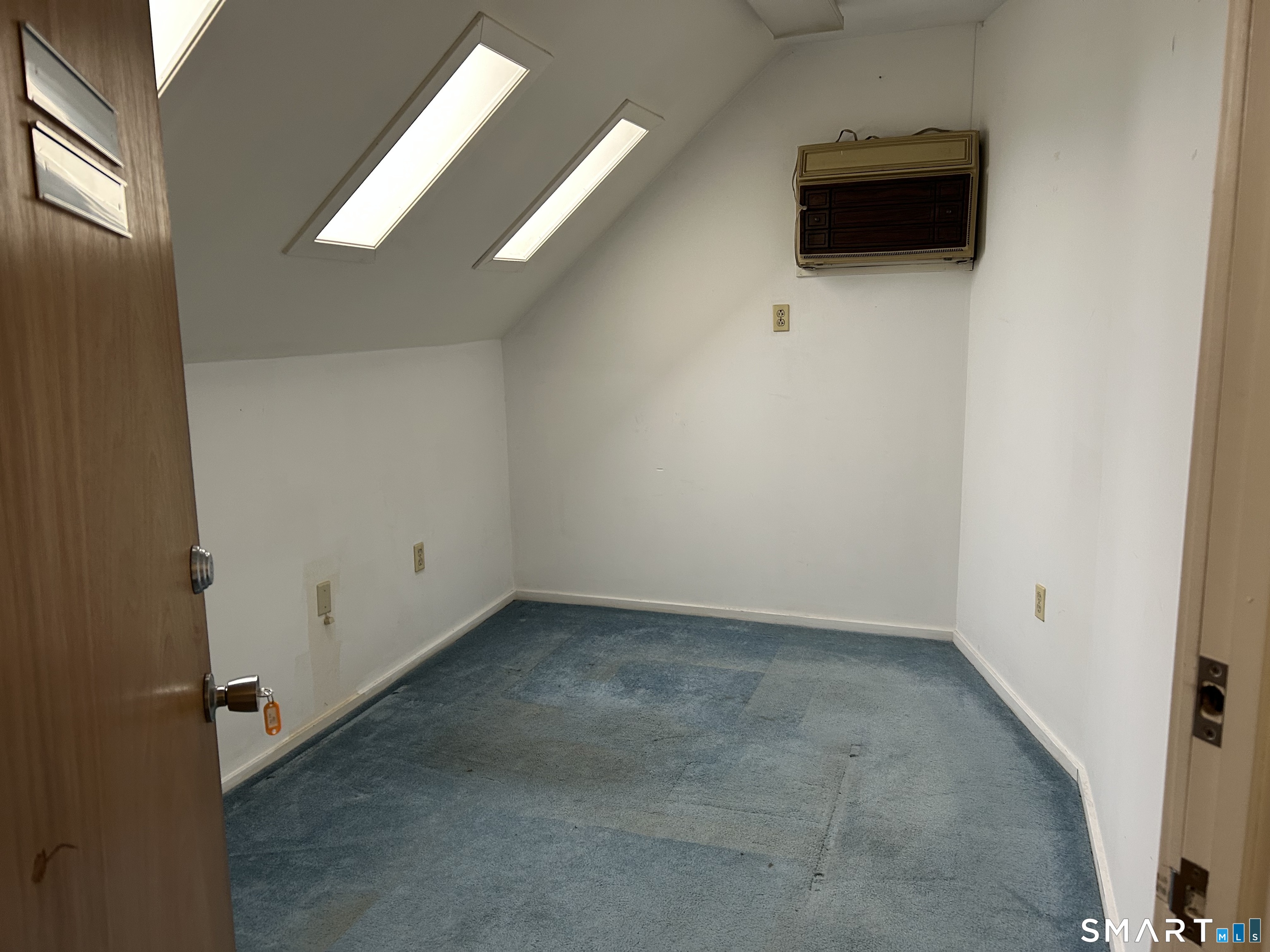 16 Brace Road West Hartford CT 06107