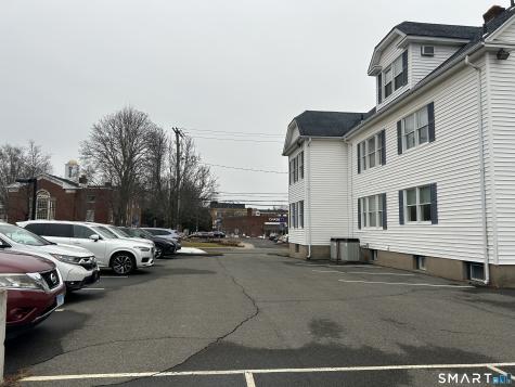 16 Brace Road West Hartford CT 06107
