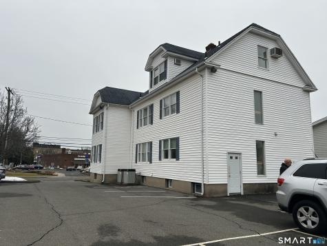 16 Brace Road West Hartford CT 06107