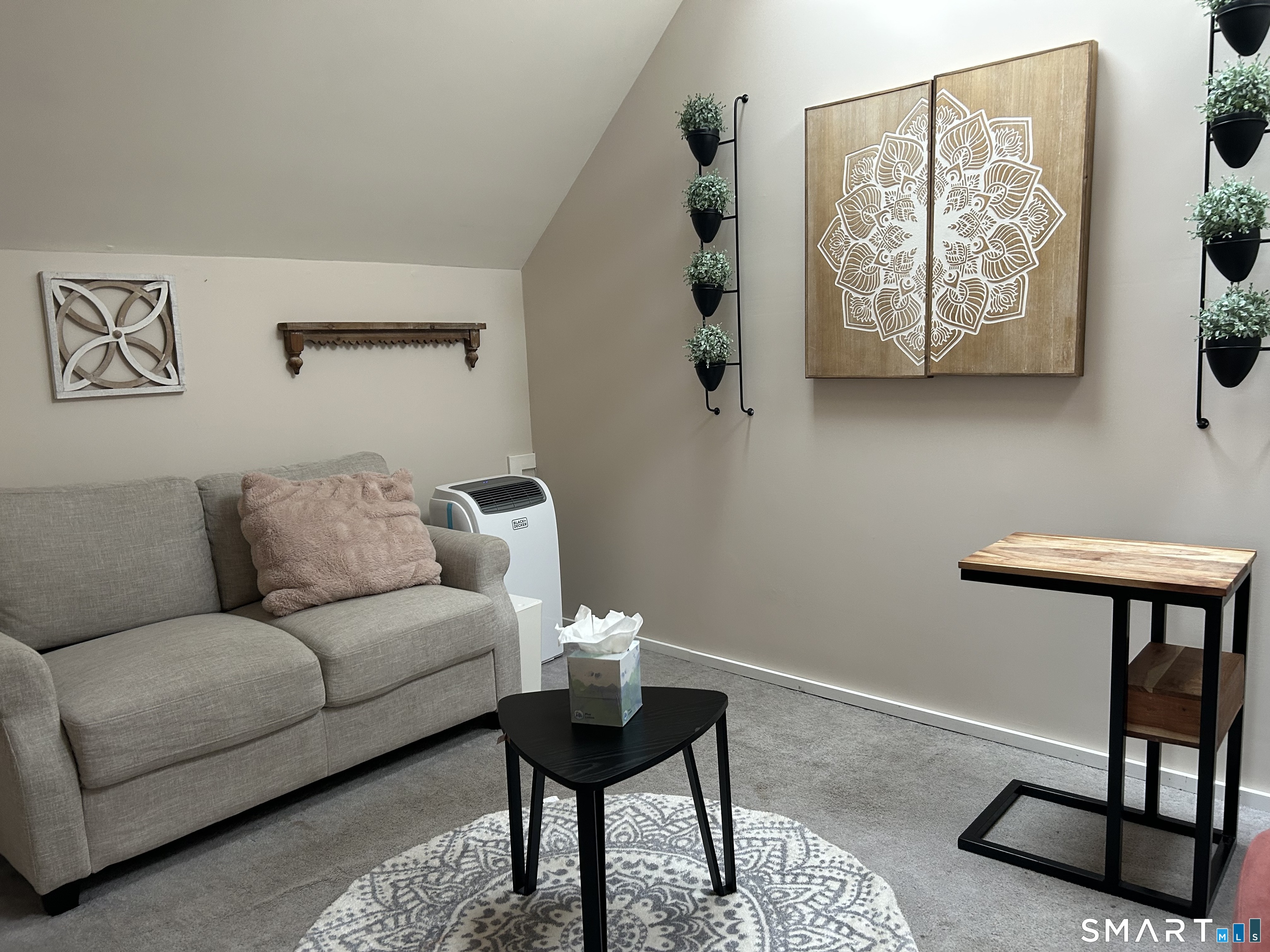 16 Brace Road West Hartford CT 06107