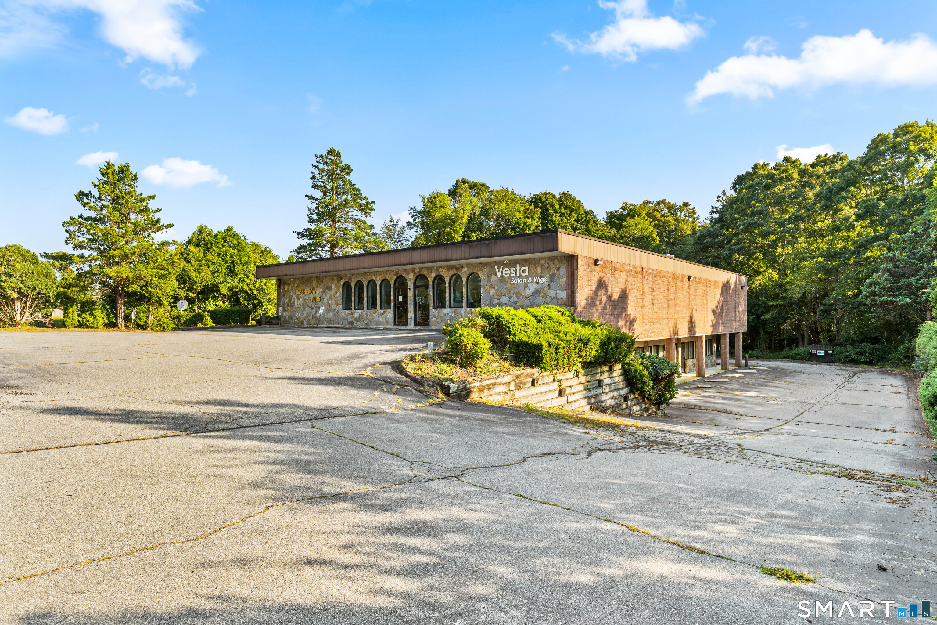 256 Boston Post Road Waterford CT 06385