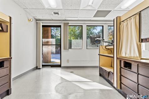 256 Boston Post Road Waterford CT 06385
