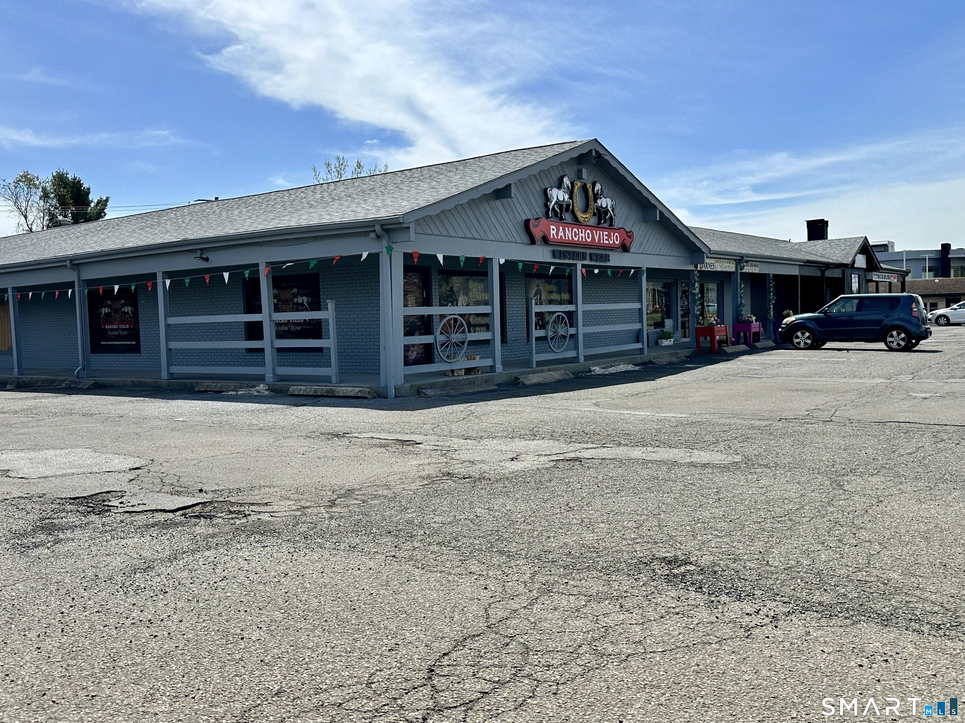 630 Washington Avenue North Haven CT 06473