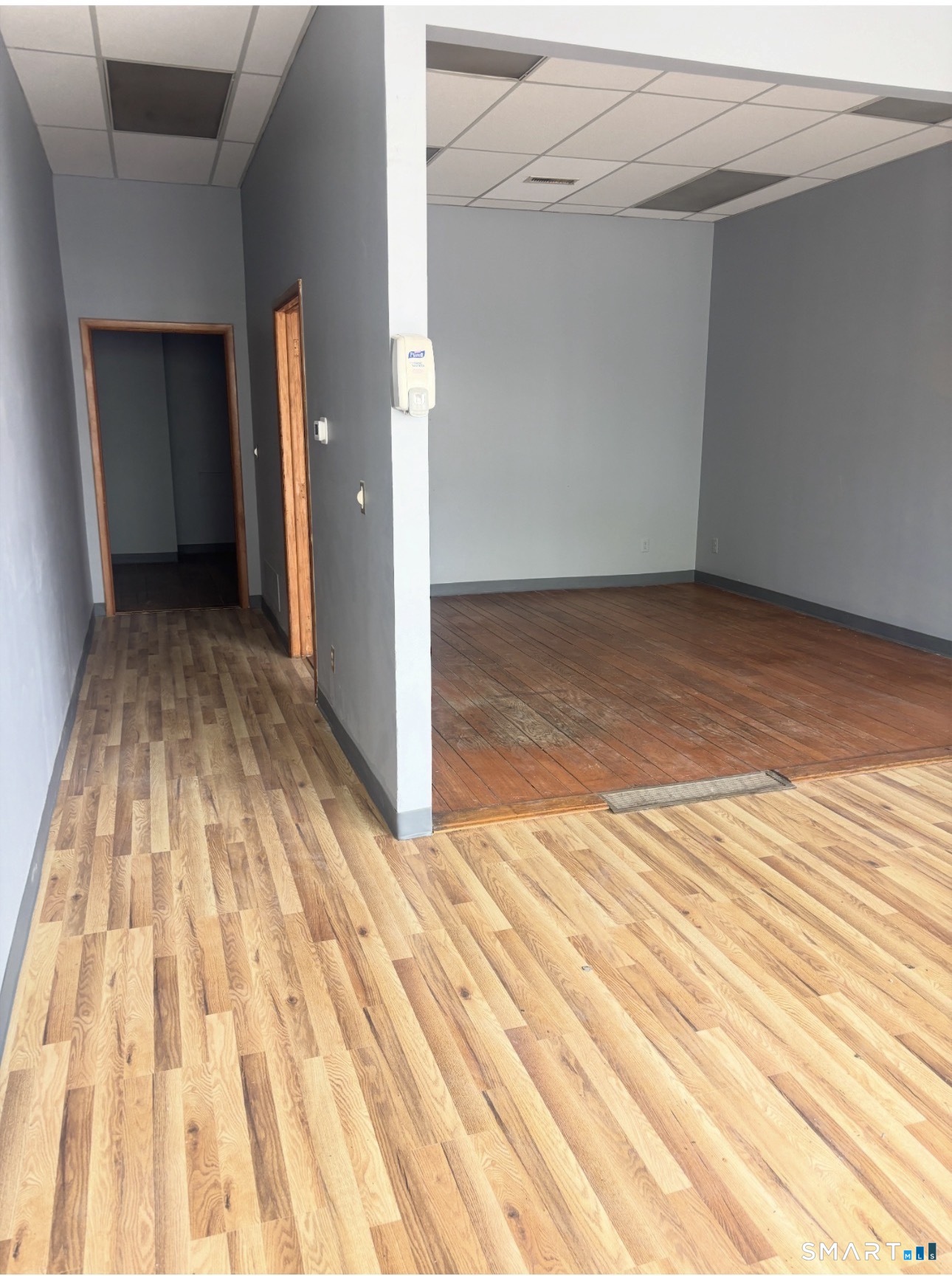 1804 Barnum Avenue Bridgeport CT 06610