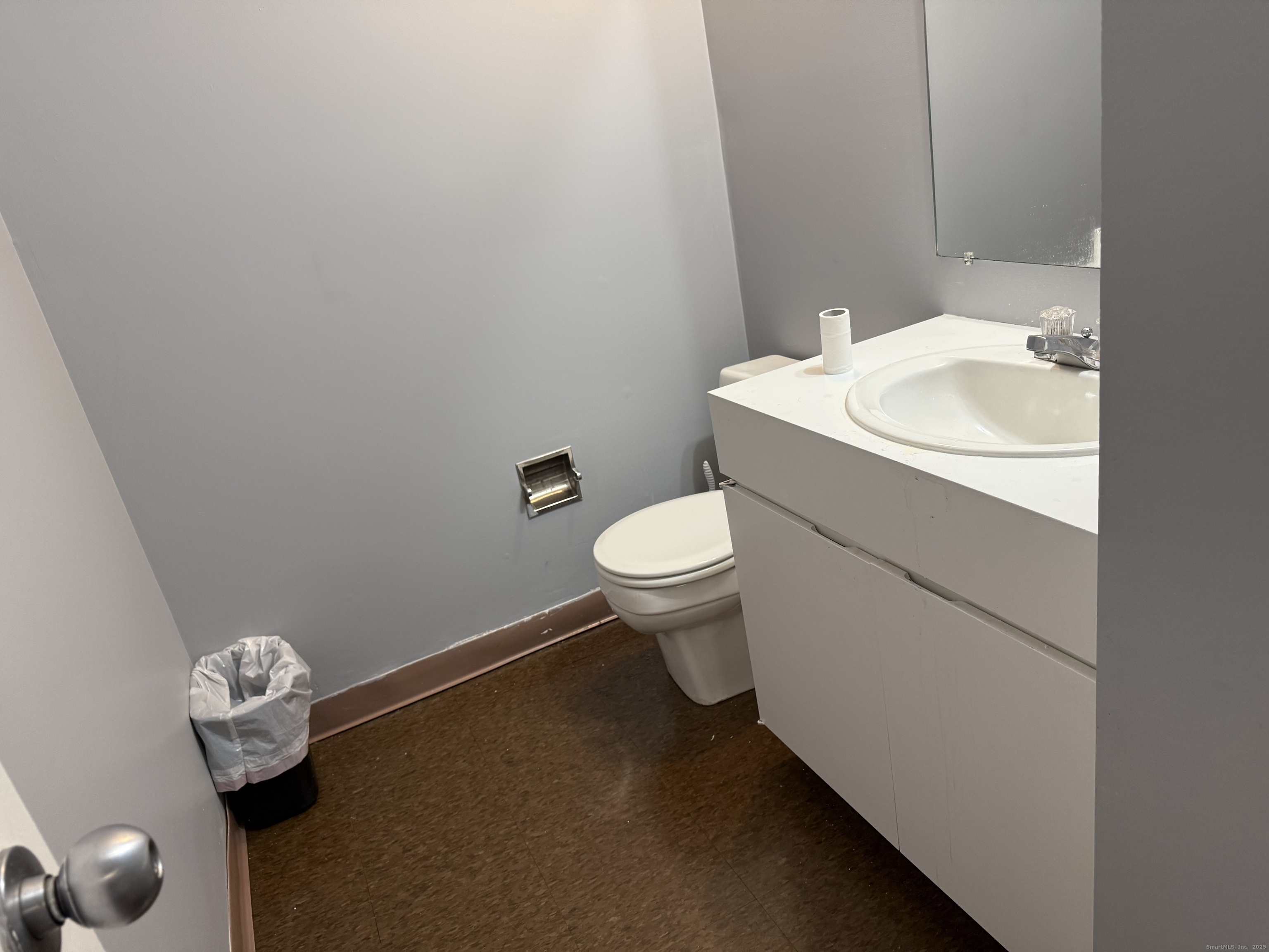 70 Boston Post Road Waterford CT 06385