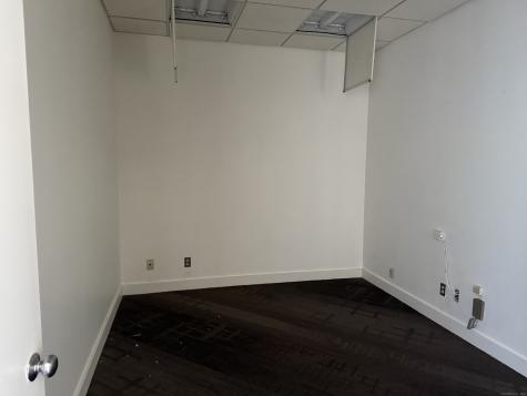 70 Boston Post Road Waterford CT 06385