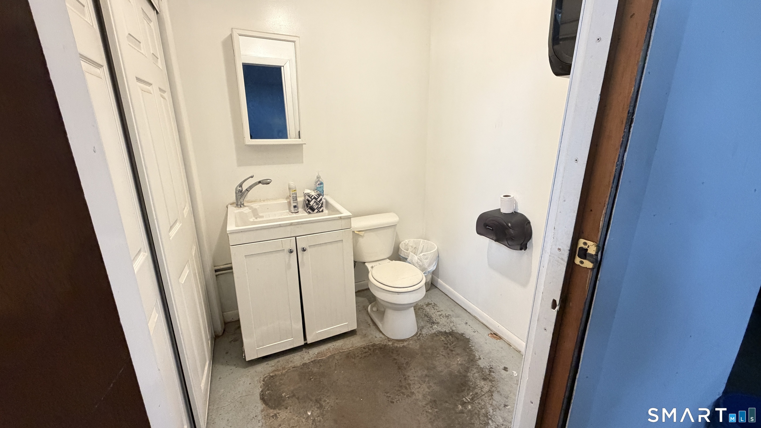 100 Windermere Avenue Ellington CT 06029