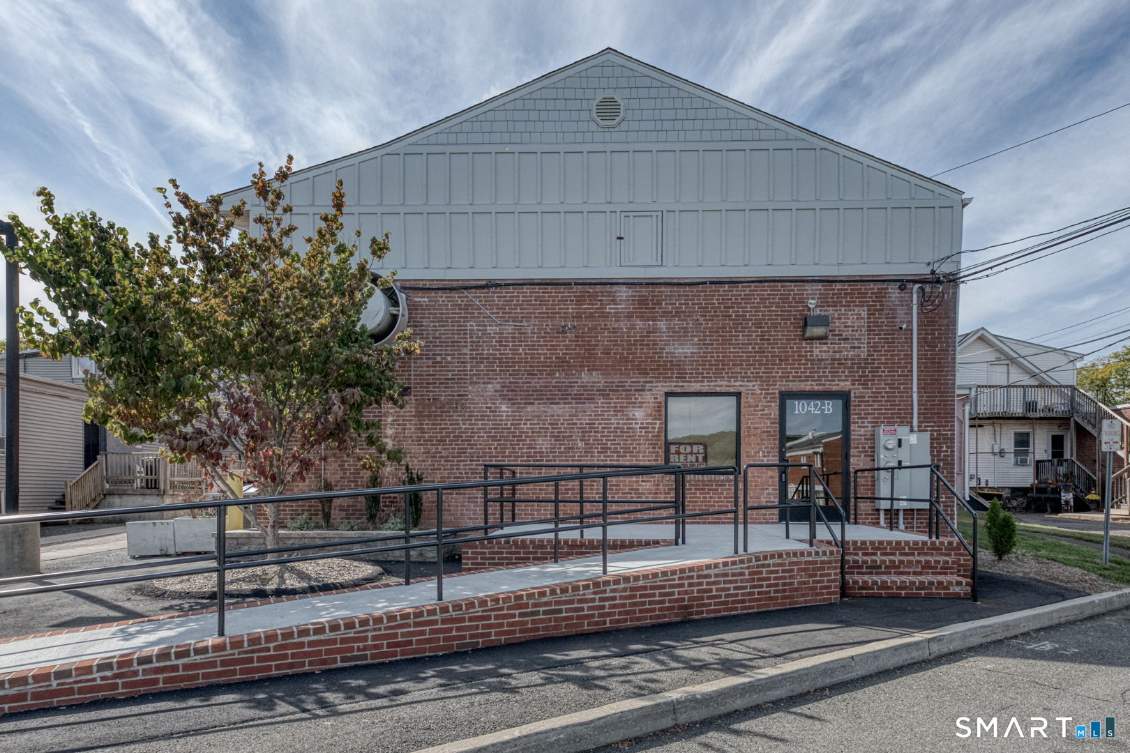 1042B Main Street Newington CT 06111