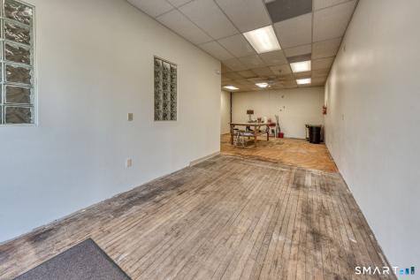 1042B Main Street Newington CT 06111