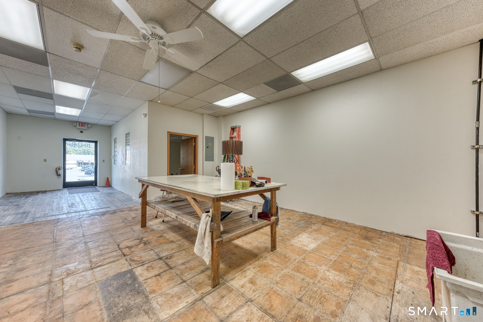 1042B Main Street Newington CT 06111