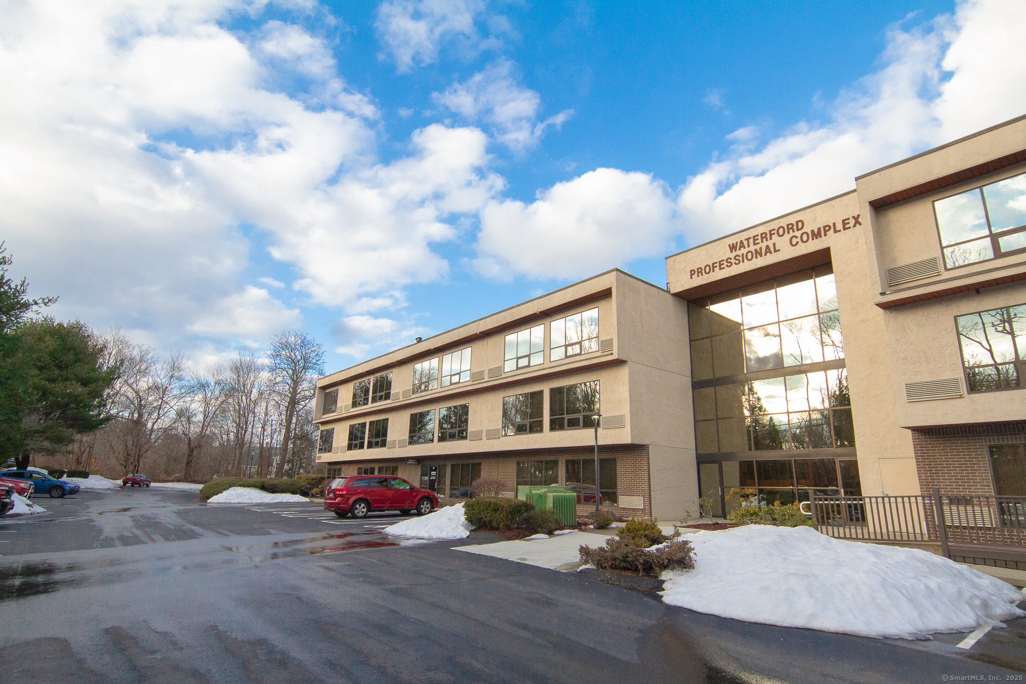 567 Vauxhall Street Extension Street Waterford CT 06385