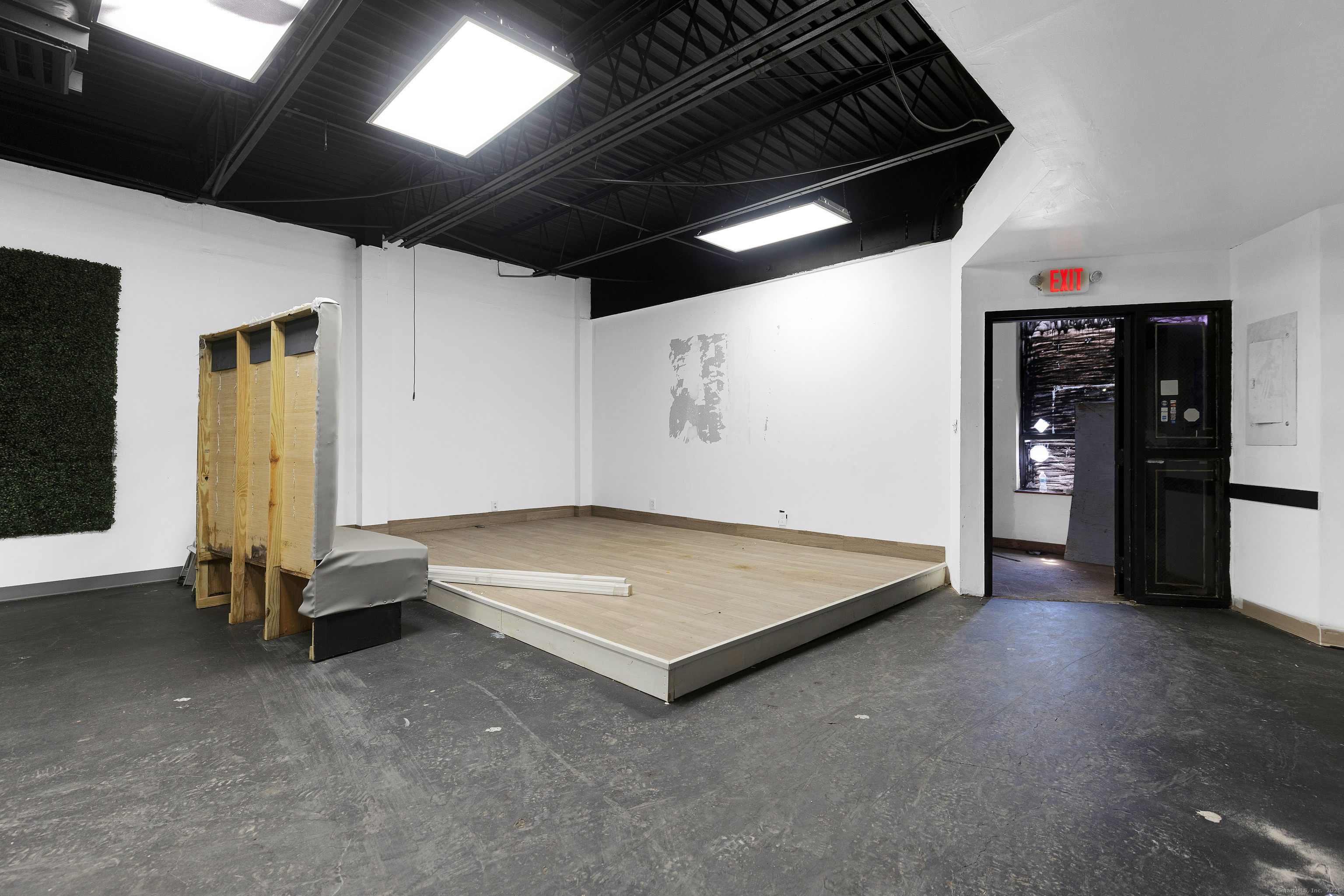 160-162 Franklin Avenue Hartford CT 06114