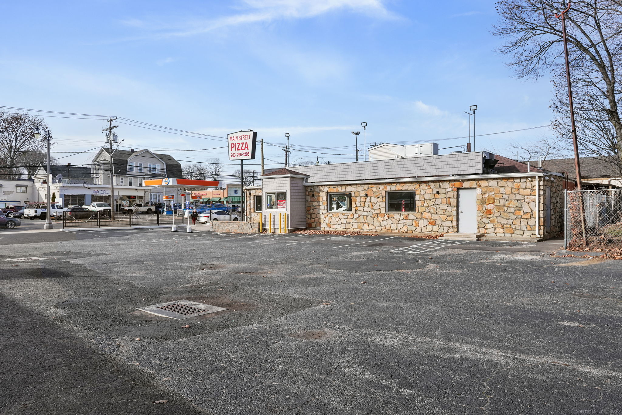 4050 Main Street Bridgeport CT 06606