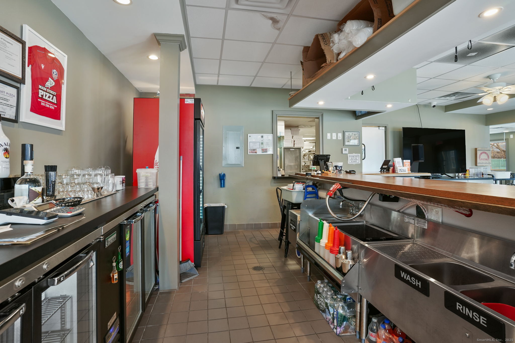 4050 Main Street Bridgeport CT 06606