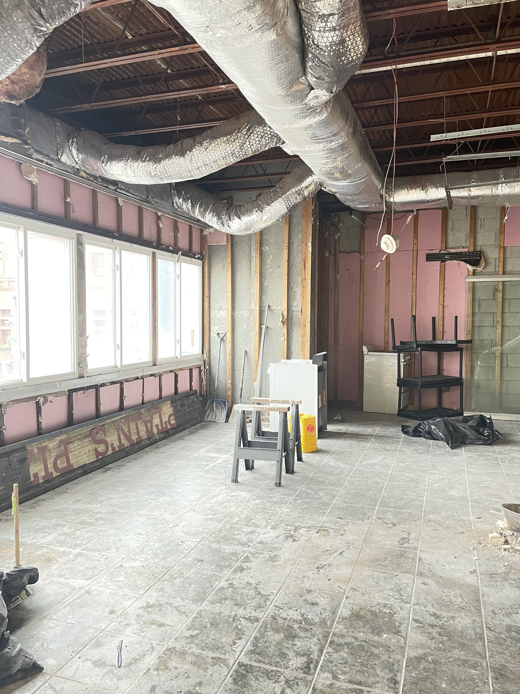 8 Bank Street New London CT 06320