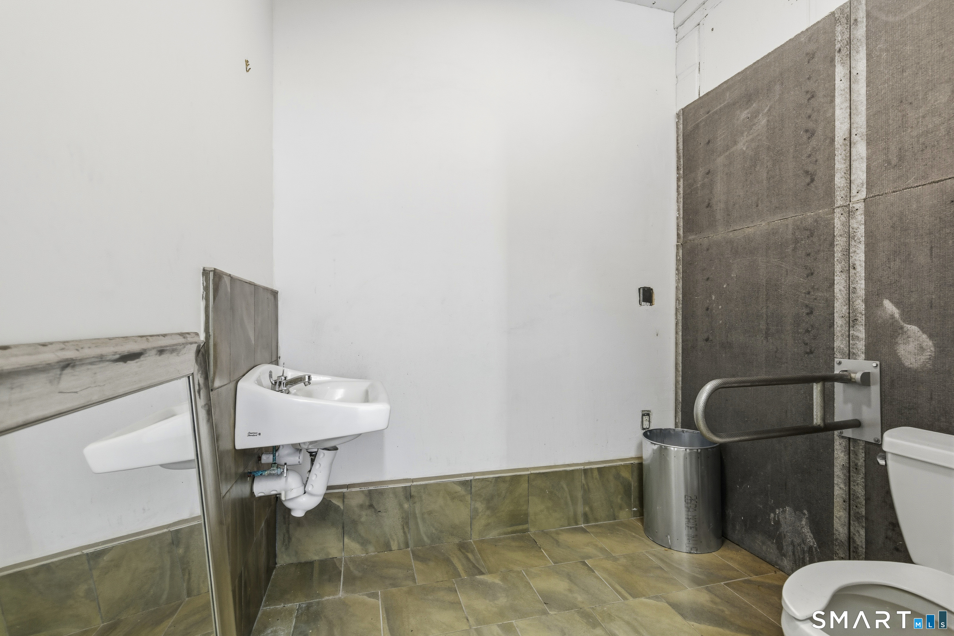 21 Unit B Lincoln Avenue Stonington CT 06379