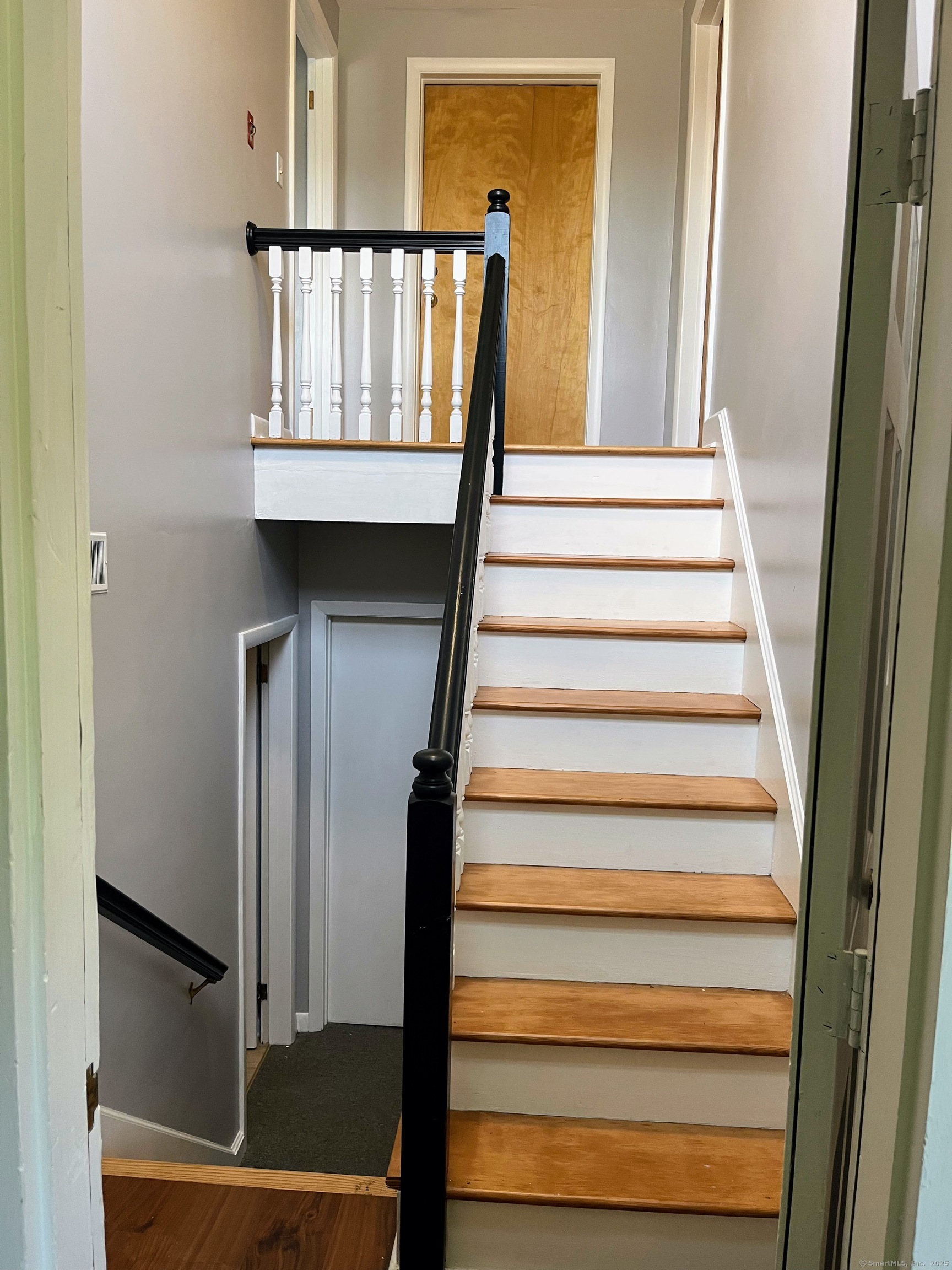29 Hartford Avenue Granby CT 06035