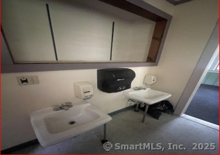 79 Route 32 Franklin CT 06254