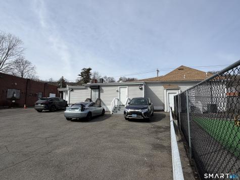 1905 State Street Hamden CT 06517