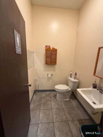 29 Seemans Lane Milford CT 06460