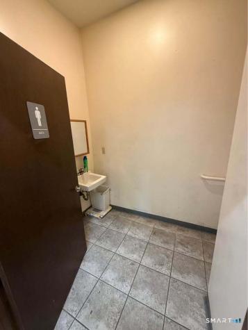 29 Seemans Lane Milford CT 06460