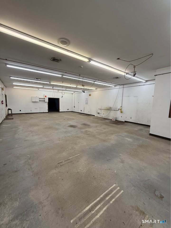 29 Seemans Lane Milford CT 06460