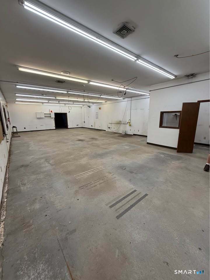 29 Seemans Lane Milford CT 06460