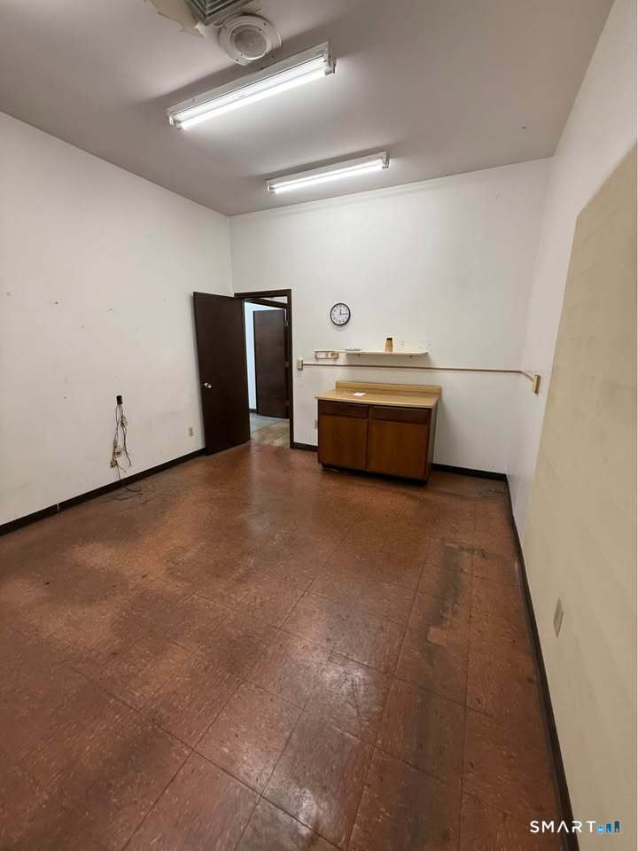 29 Seemans Lane Milford CT 06460