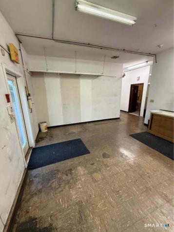 29 Seemans Lane Milford CT 06460