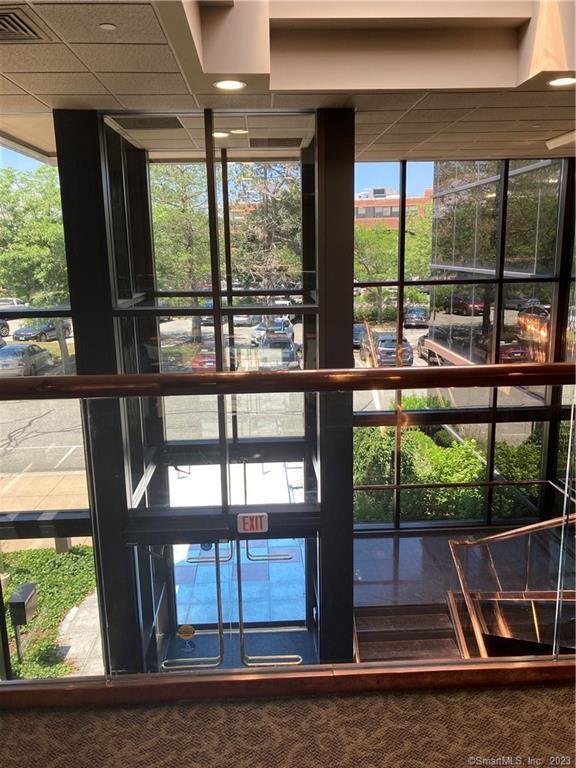 5 Shaw's Cove New London CT 06320