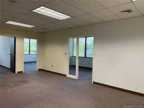 5 Shaw's Cove New London CT 06320