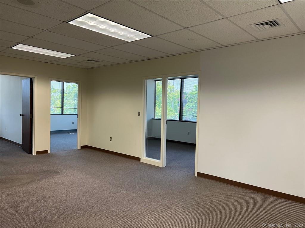 5 Shaw's Cove New London CT 06320