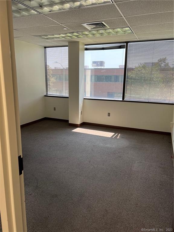 5 Shaw's Cove New London CT 06320