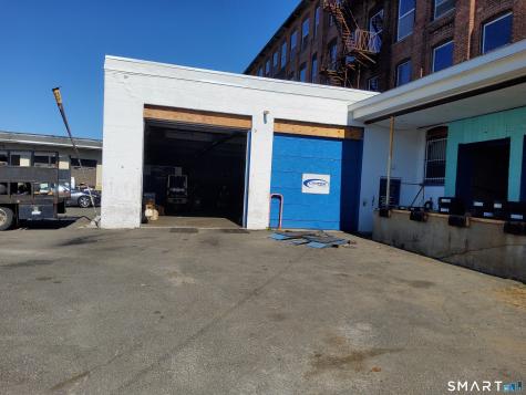 280 Chase River Road Waterbury CT 06704