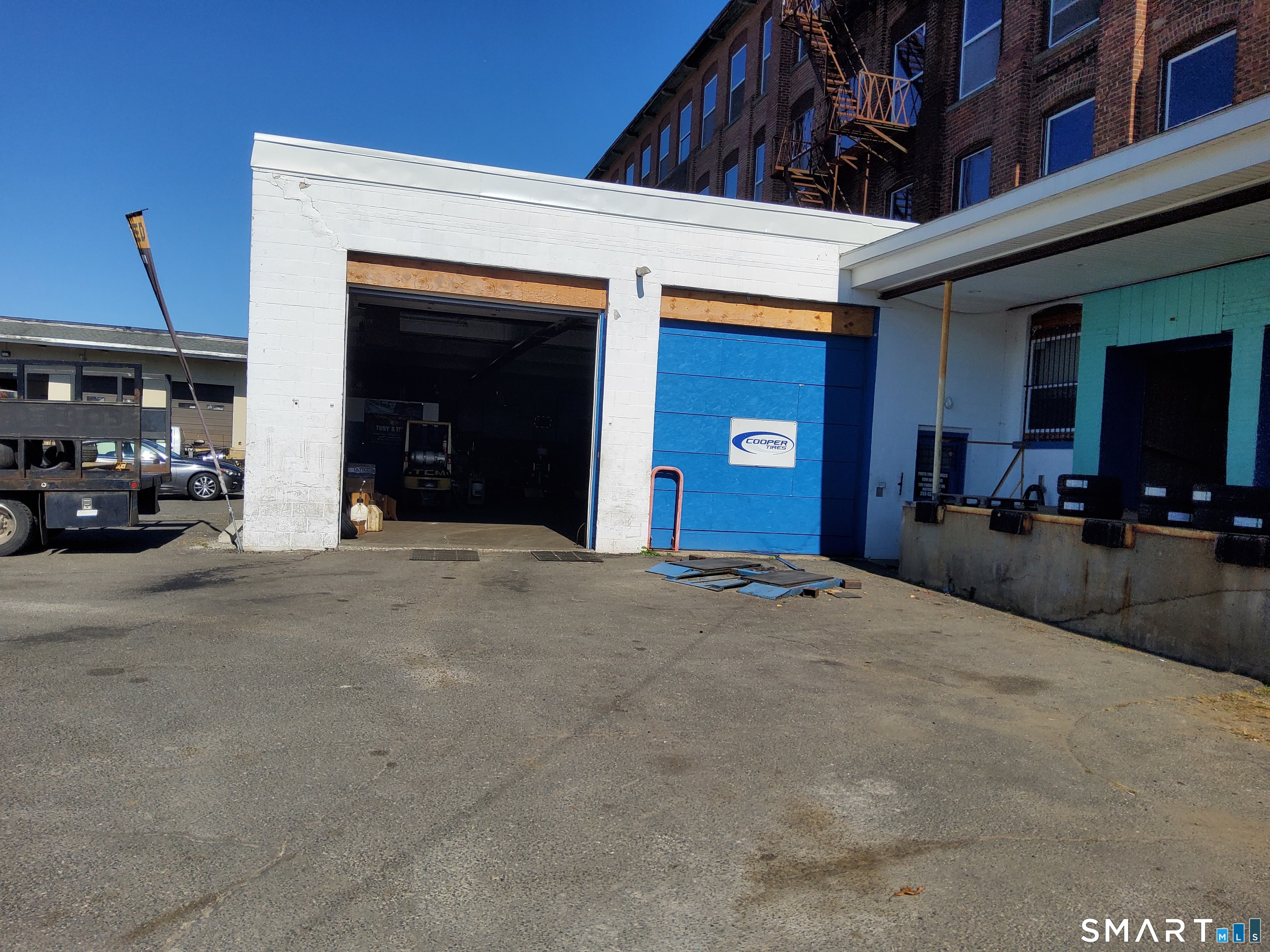 280 Chase River Road Waterbury CT 06704