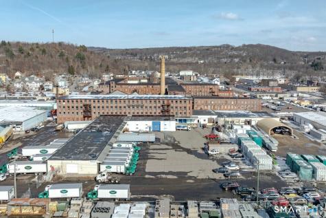 280 Chase River Road Waterbury CT 06704