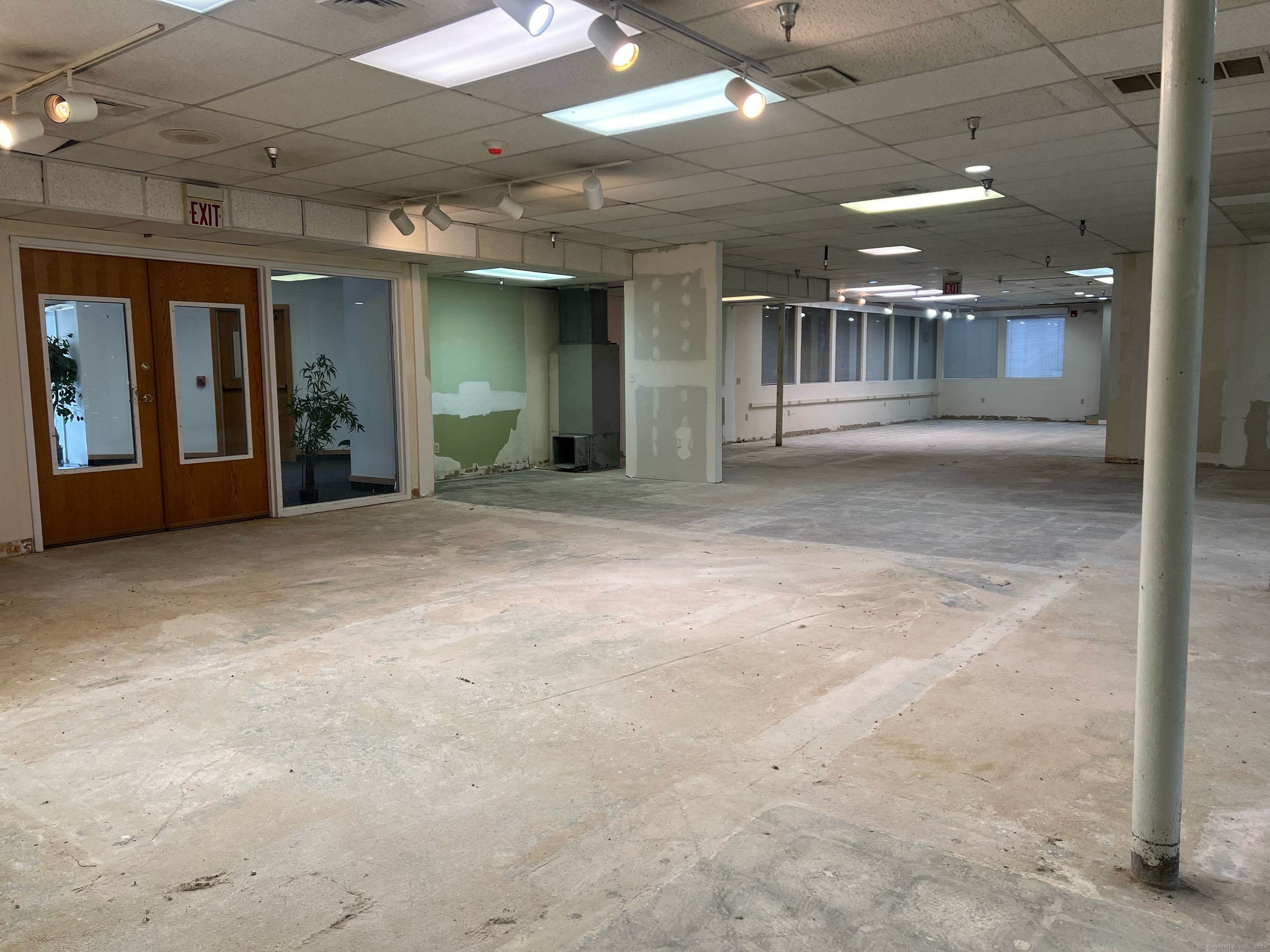 286 Maple Avenue Cheshire CT 06410