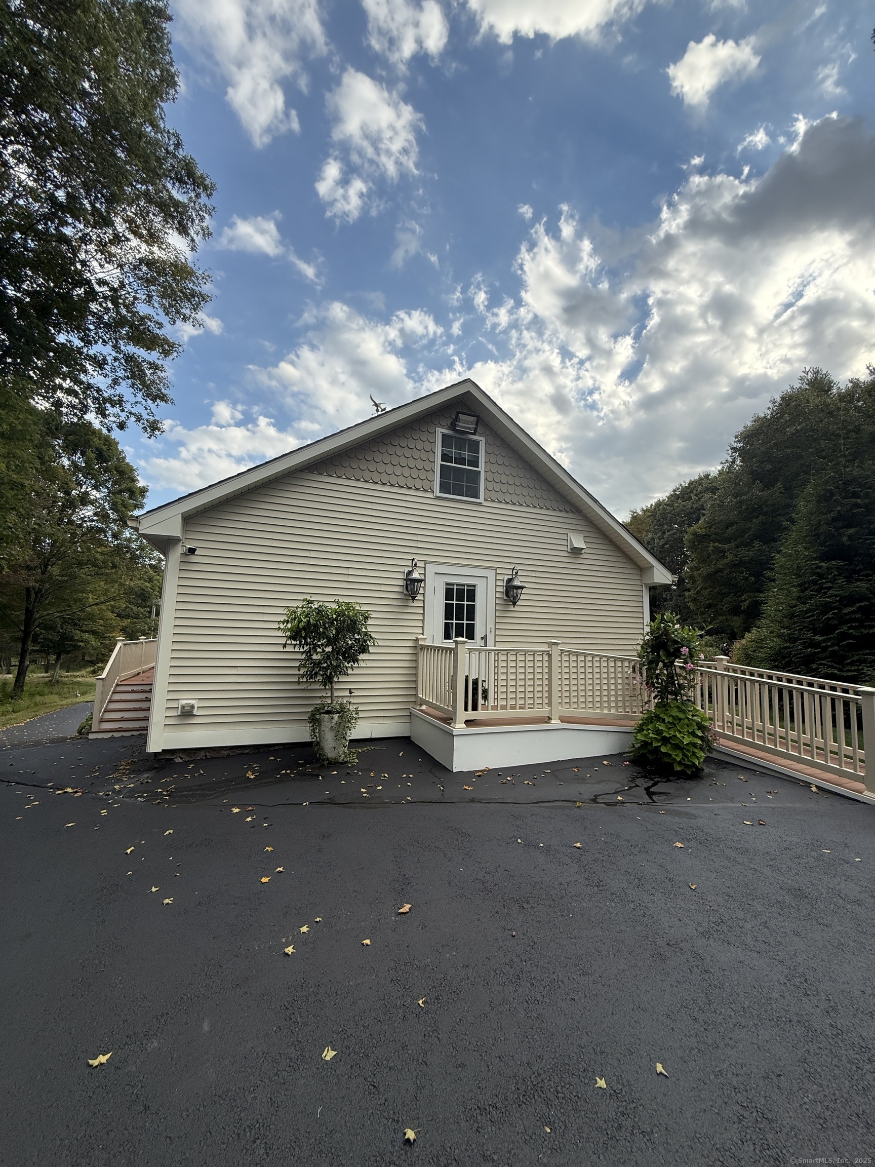 282 Linehouse Road Thompson CT 06255