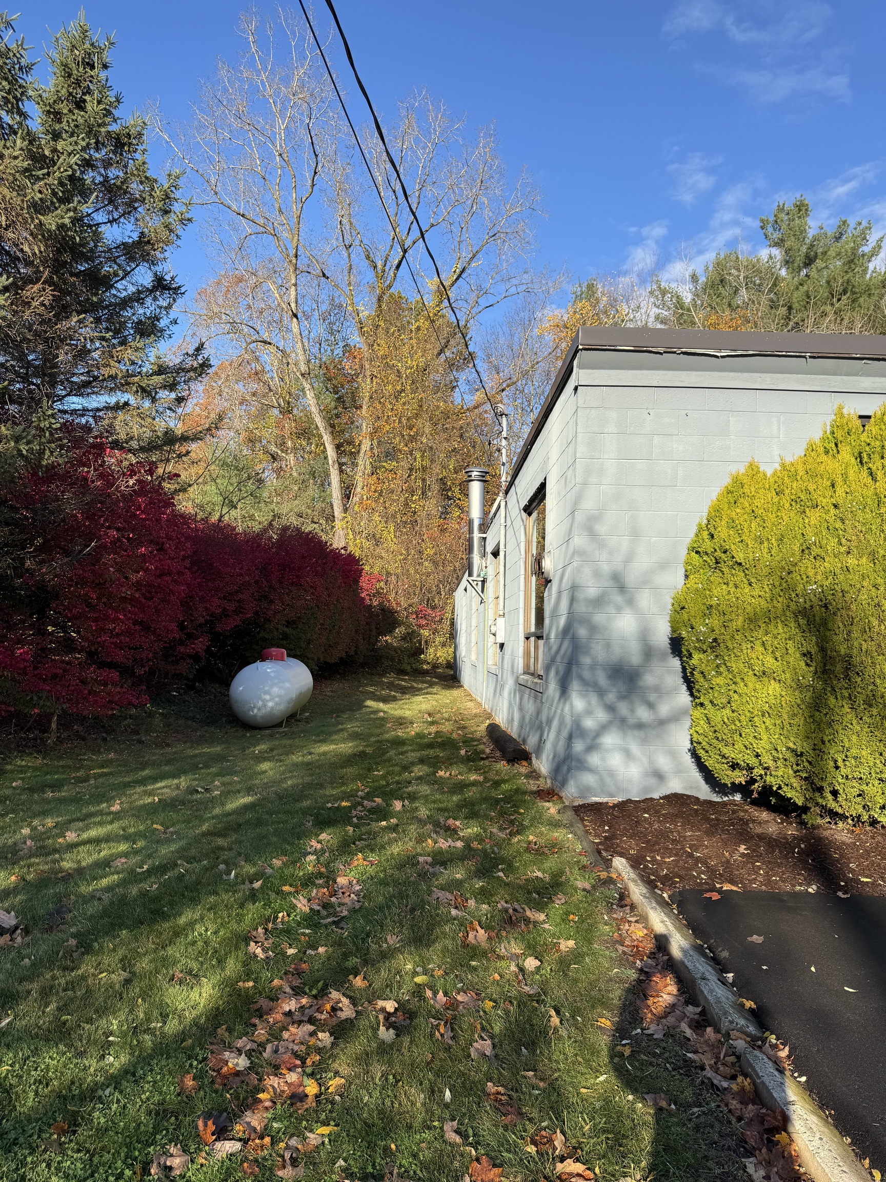 19 Sandscreen Road Avon CT 06001