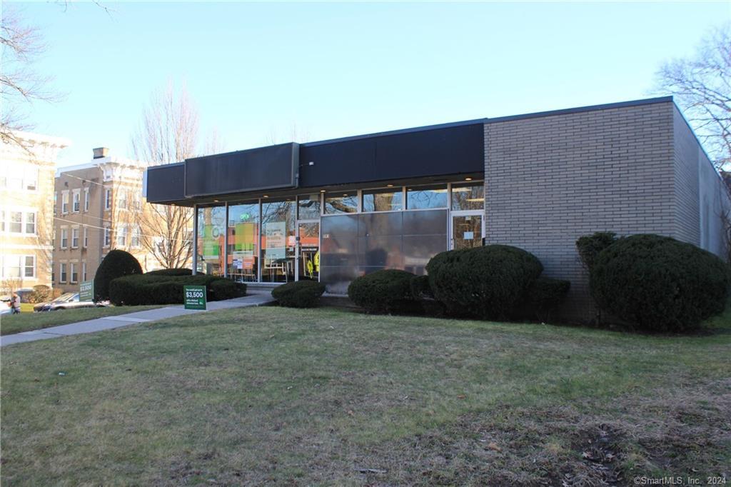 593 Farmington Avenue Hartford CT 06105